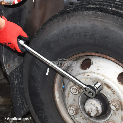 3/4" Drive Narrow Head Extendable Ratchet Wrench